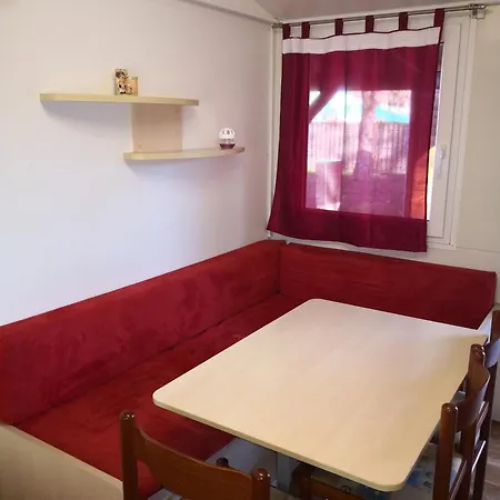 F96 Terme Olimia, Aqualuna Kamp Natura Card Included Year Apartamento Podčetrtek